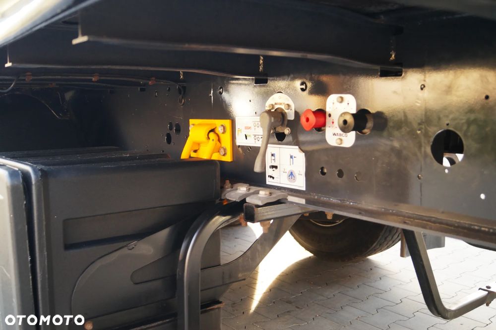 Wielton STANDARD OŚ PODNOSZONA SAF DUŻA PALECIARA - 6