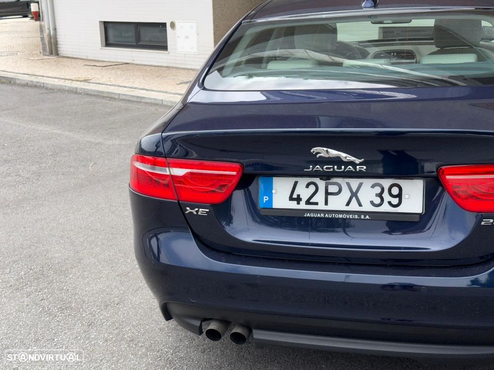 Jaguar XE 2.0 D Prestige Aut. - 19