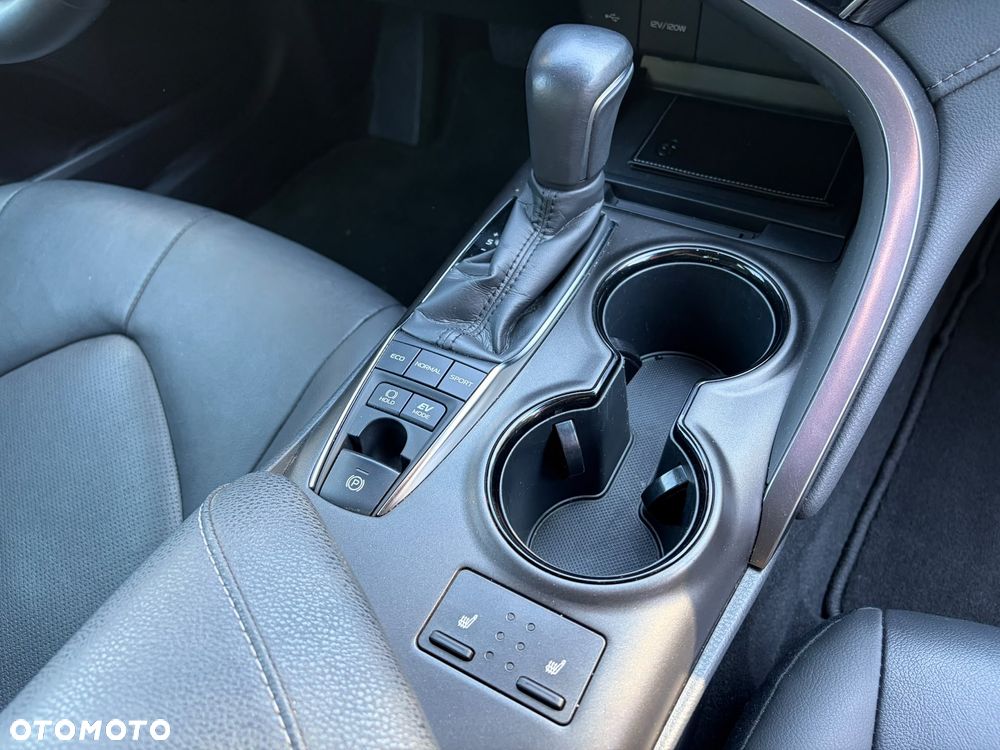Toyota Camry 2.5 Hybrid Executive CVT - 15