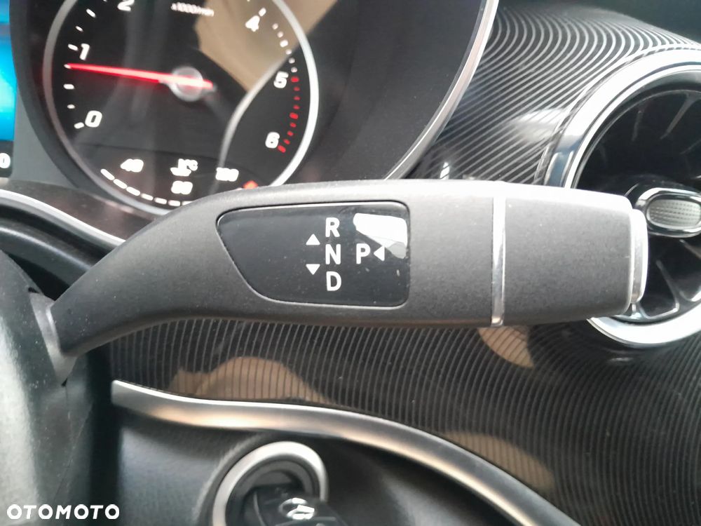 Mercedes-Benz Klasa V 220 d 9G-Tronic (d³ugi) - 12