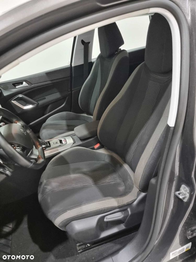 Peugeot 308 - 21