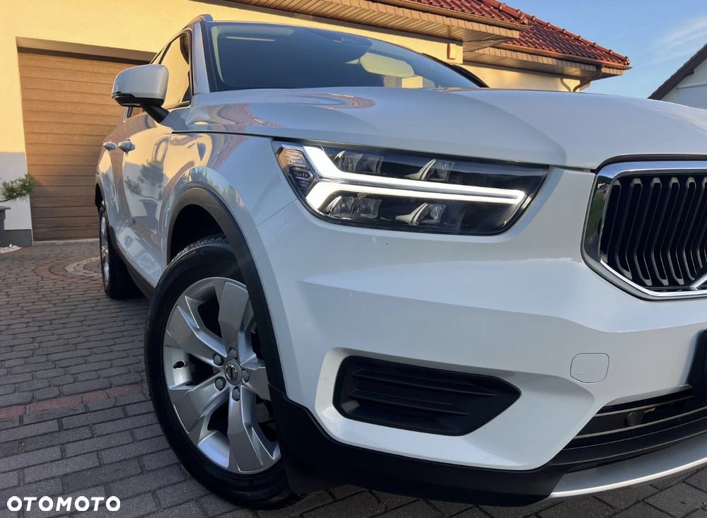 Volvo XC 40 T3 Geartronic Momentum - 1