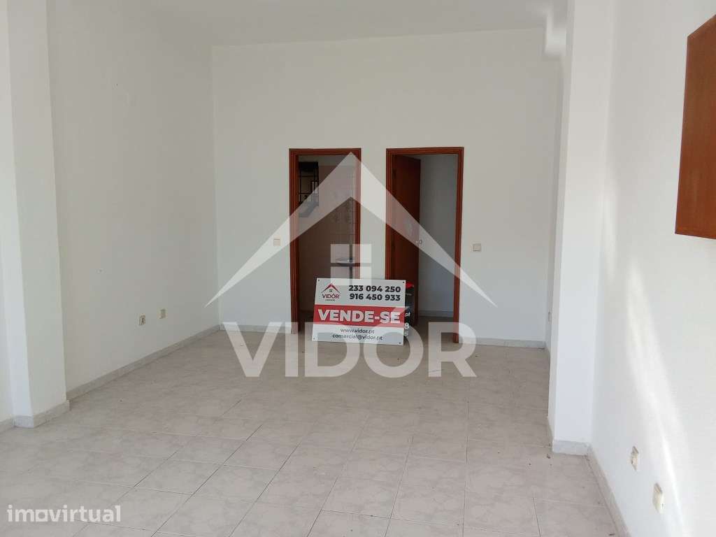 Loja no Novo Mercado Municipal da Baixa da Banheira - CU - Grande imagem: 2/5