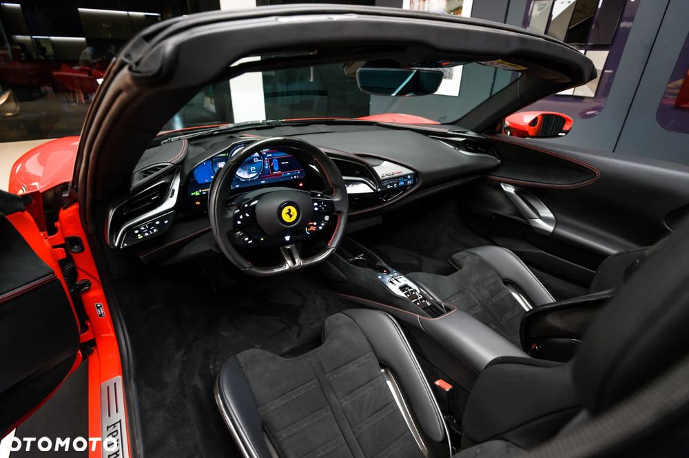 Ferrari SF90 Spider - 20