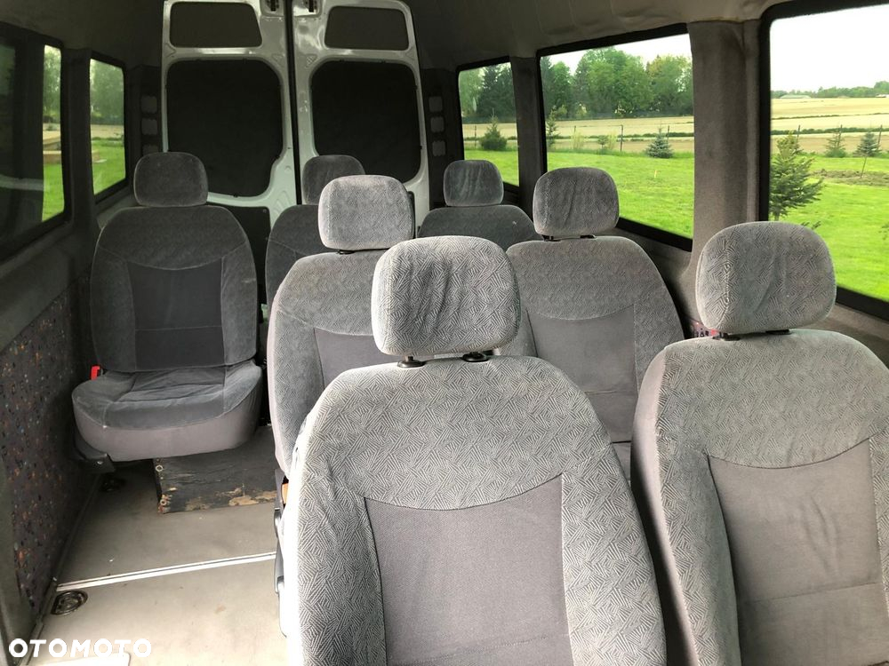 Mercedes-Benz Sprinter - 7