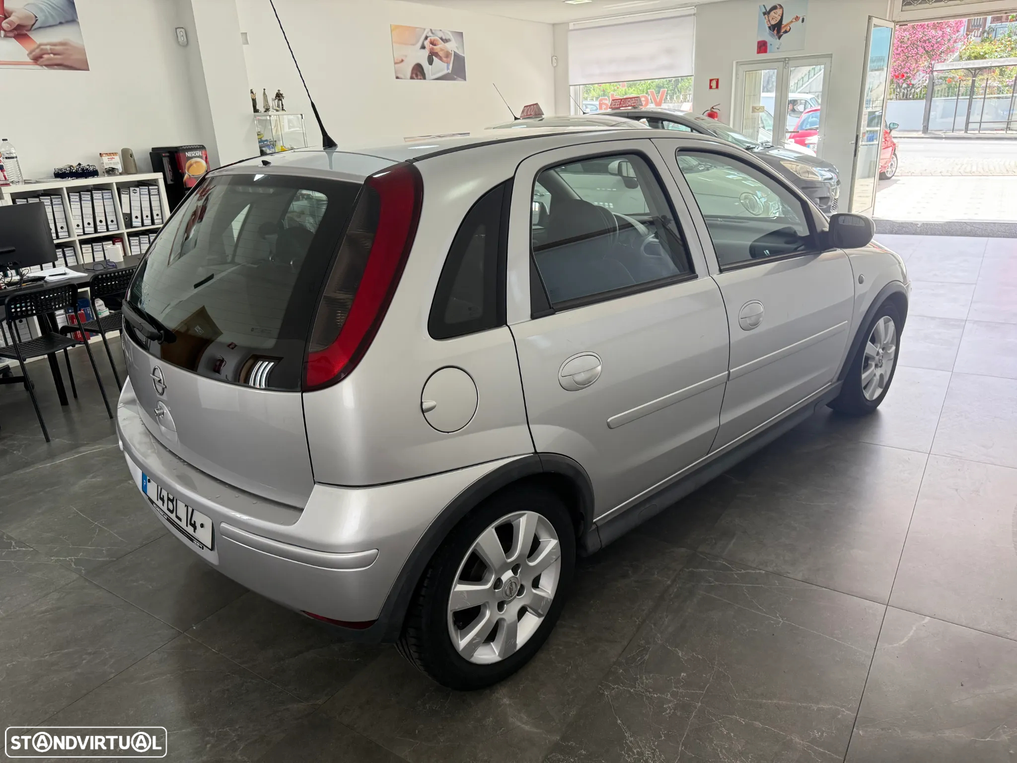 Opel Corsa 1.3 CDTi Enjoy - 4
