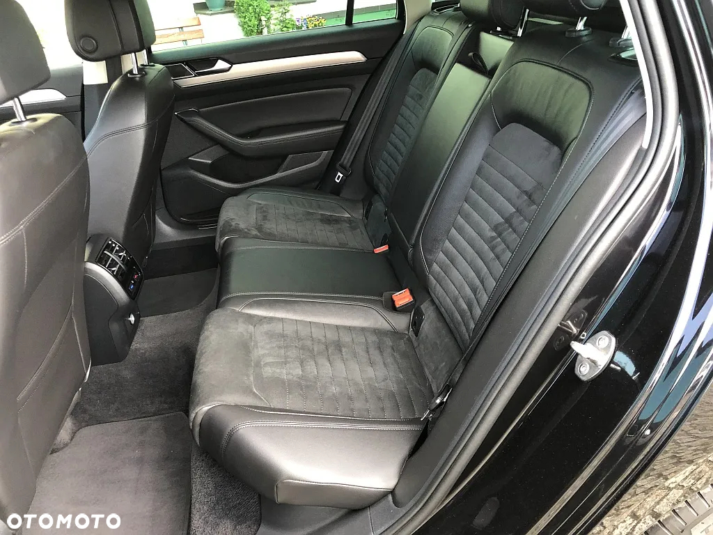 Volkswagen Passat 2.0 TDI BMT SCR 4Mot Highline DSG7 - 12