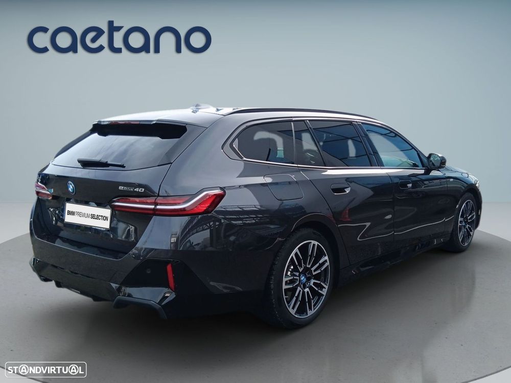 BMW i5 eDrive40 Pack Desportivo M - 8