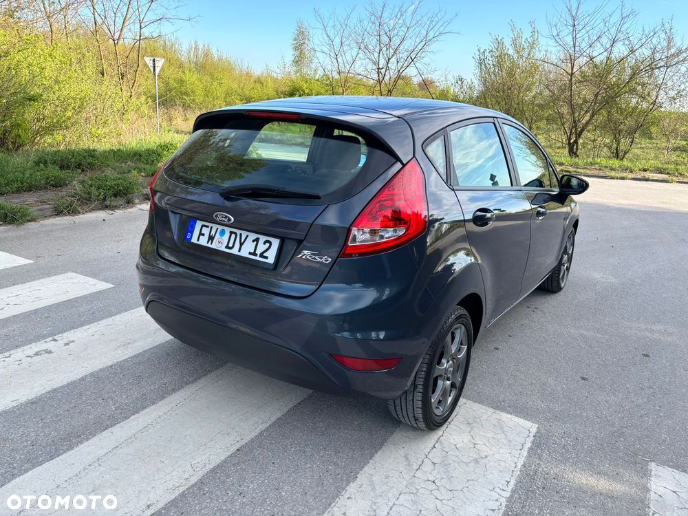 Ford Fiesta 1.25 Champions Edition - 6