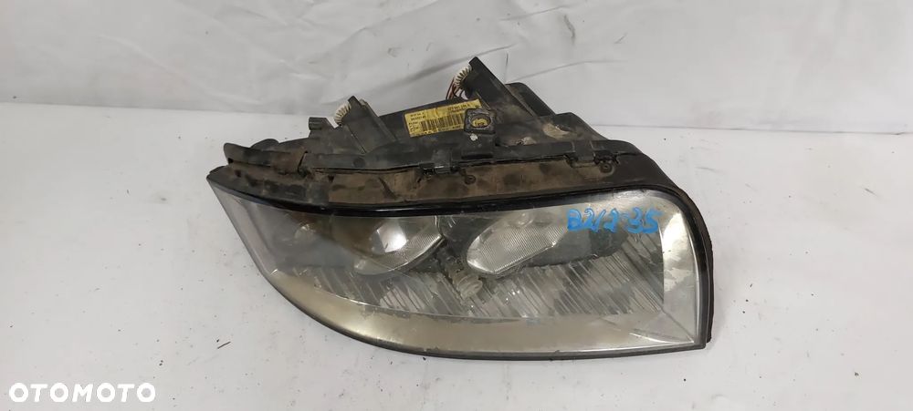 .  LAMPA PRZOD PRZEDNIA PRAWA AUDI A2 - 2