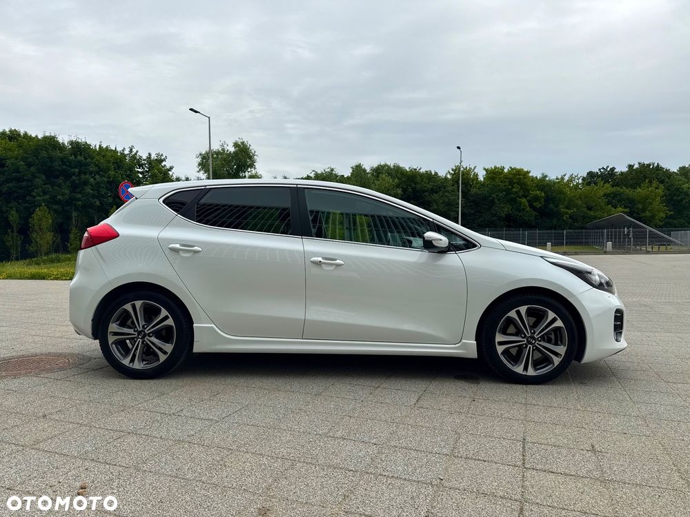 Kia Ceed 1.6 CRDi L - 11