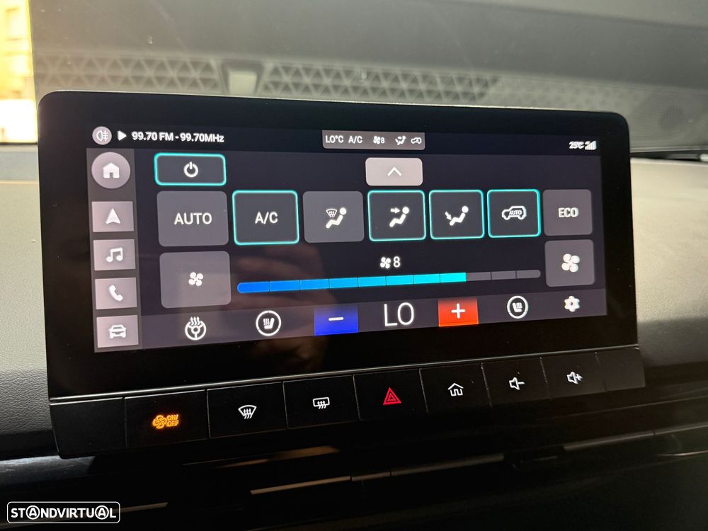 MG MG4 64 kWh Luxury - 42