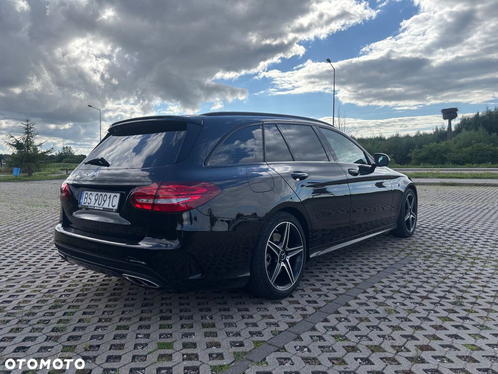 Mercedes-Benz Klasa C AMG 43 4-Matic - 4