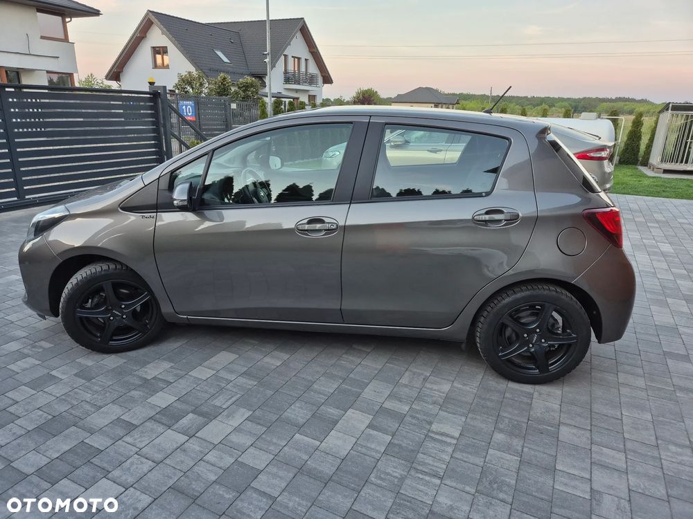Toyota Yaris 1.33 VVT-i Lounge - 7