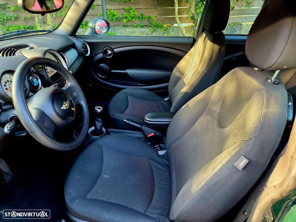 MINI Clubman One D - 7