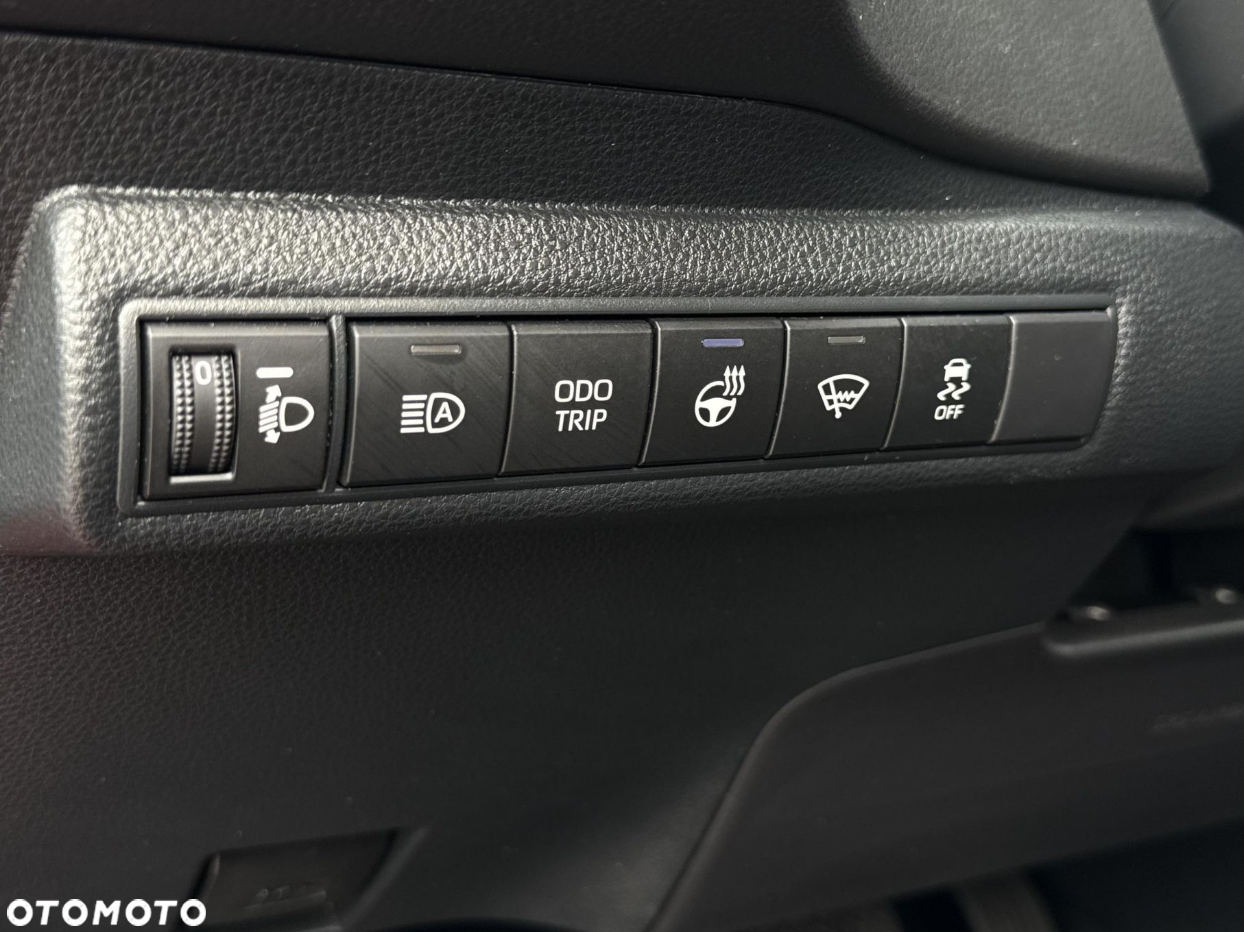 Toyota Corolla - 21