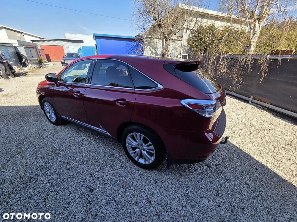 Lexus RX - 9