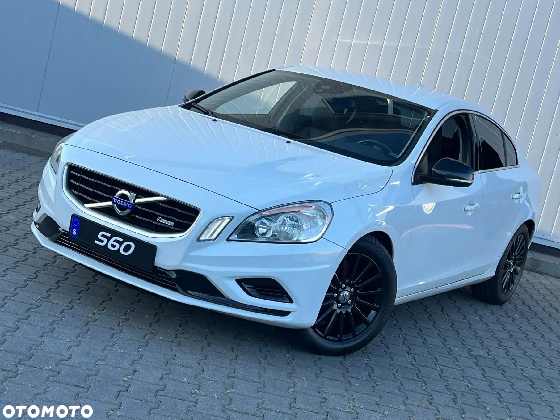 Volvo S60 D5 R-Design Summum - 3