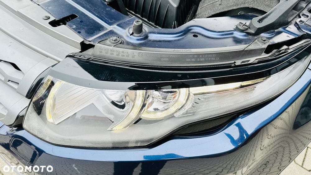 Land Rover Range Rover Evoque - 32