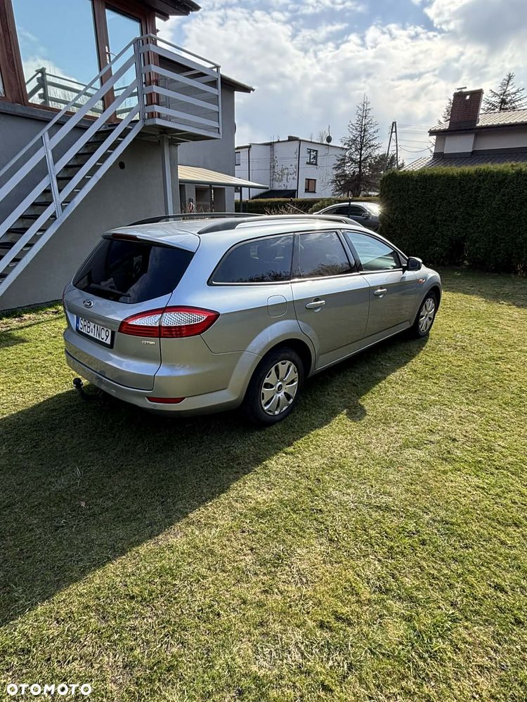 Ford Mondeo 2.0 TDCi ECOnetic Ambiente - 14