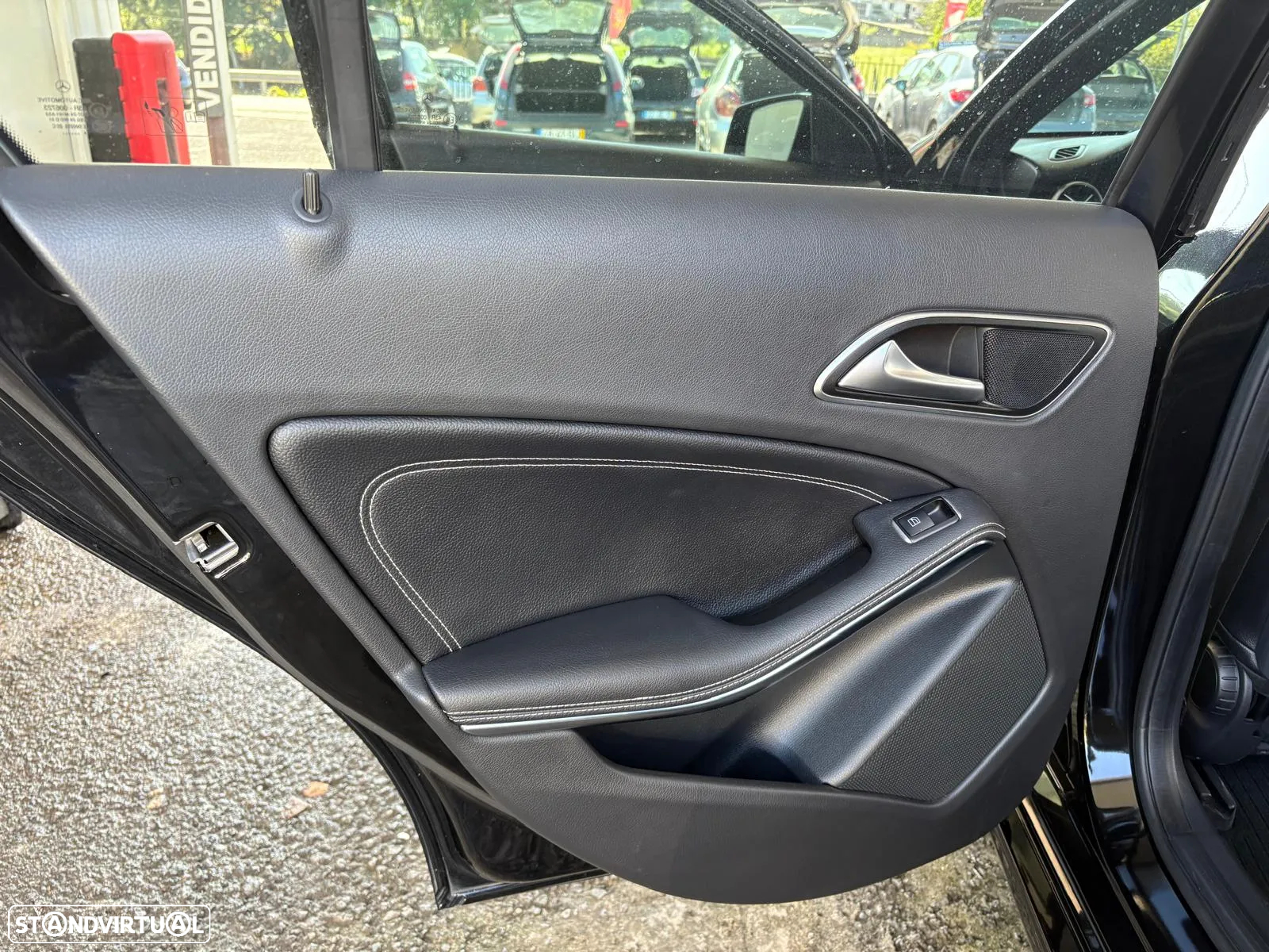 Mercedes-Benz A 180 CDI (BlueEFFICIENCY) Urban - 30
