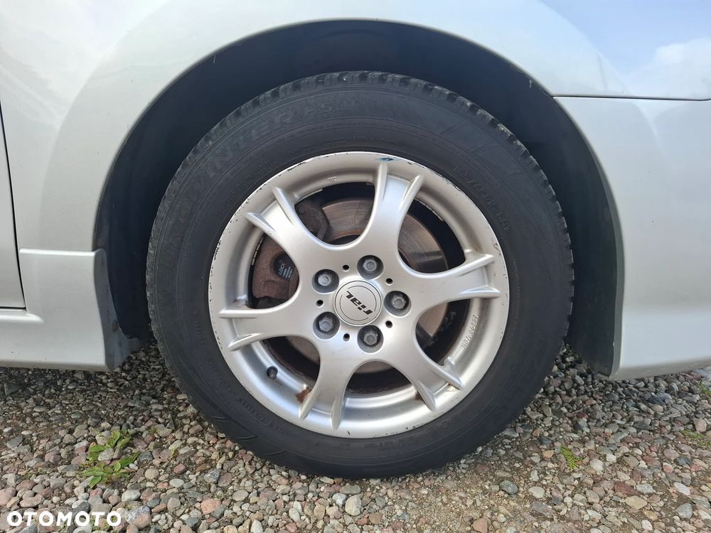 Hyundai i30 1.6 CRDi Comfort EU5 - 3