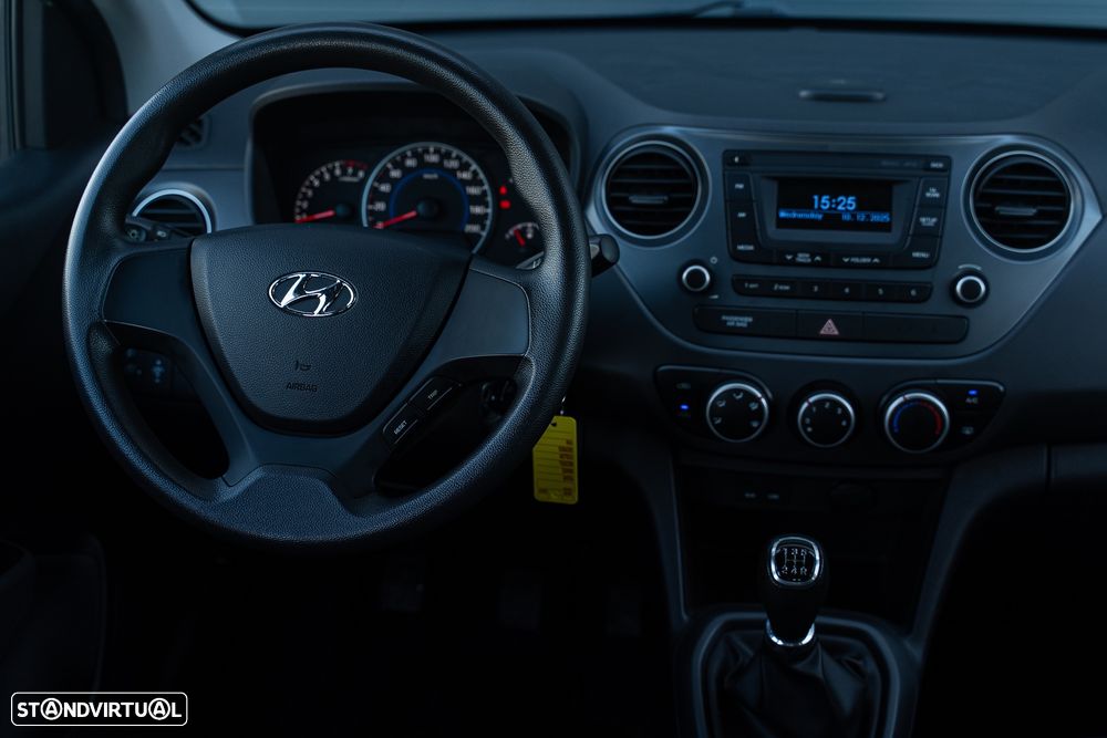 Hyundai i10 1.2 YES! Silver - 16