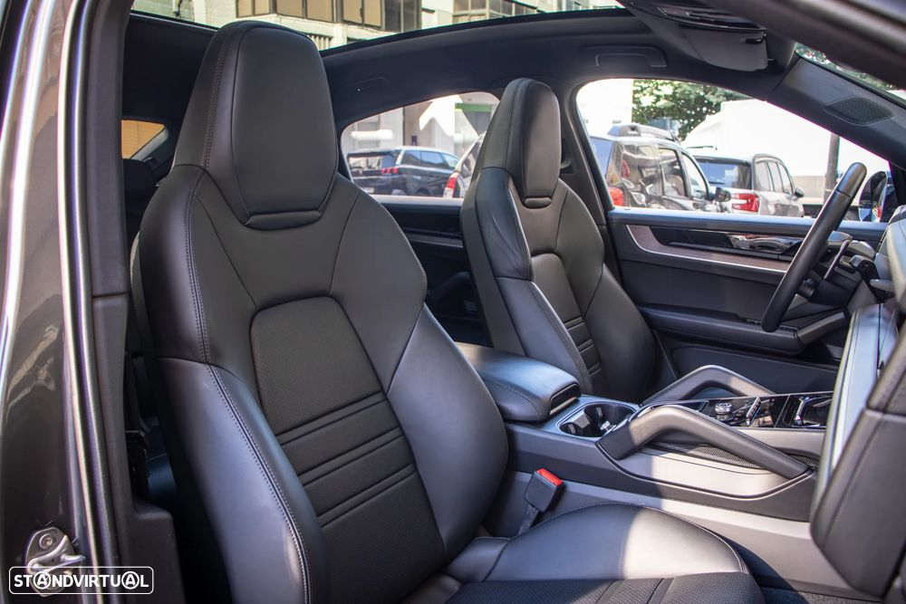 Porsche Cayenne Coupé S E-Hybrid - 36