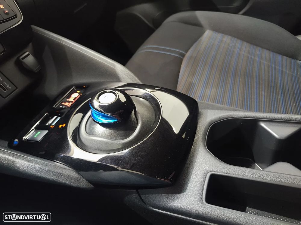 Nissan Leaf N-Connecta - 17