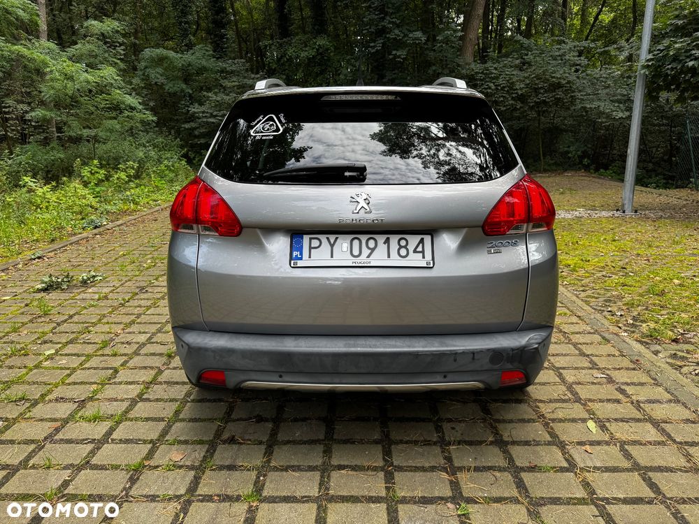 Peugeot 2008 - 8