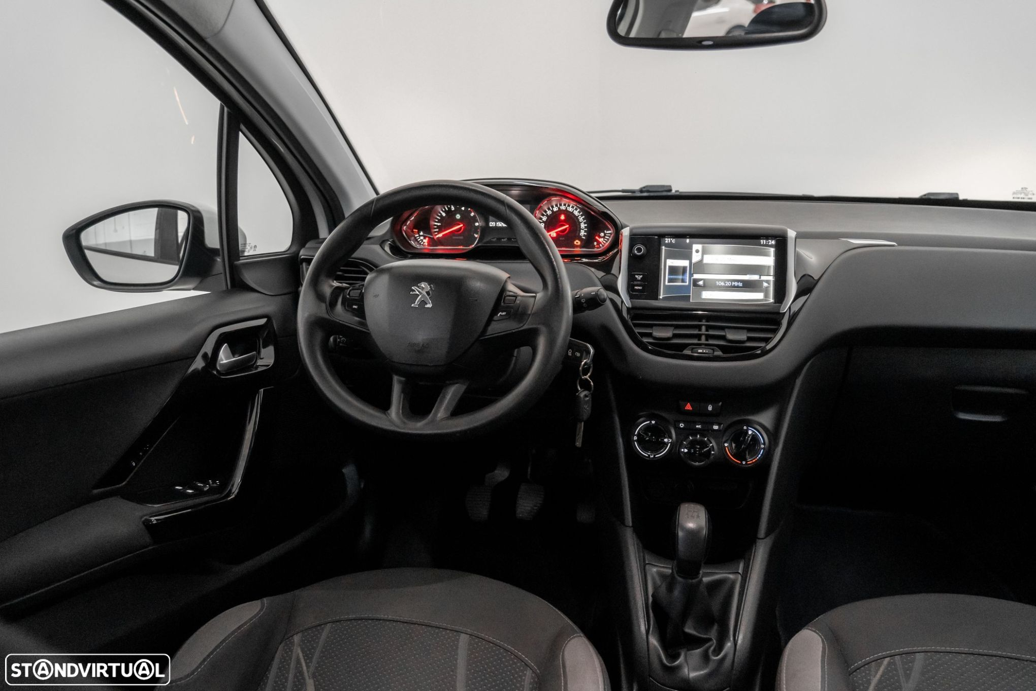Peugeot 208 1.2 PureTech Active - 5