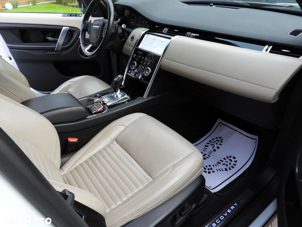 Land Rover Discovery Sport TD4 HSE Luxury - 29