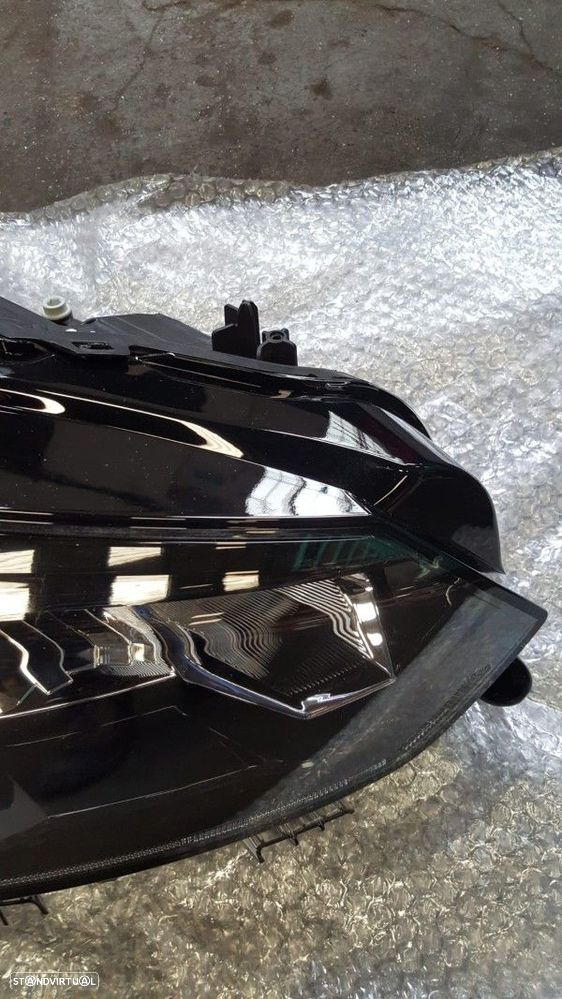 Farol Frente Direito / Otica Direita Peugeot 208 Ii (Ub_, Up_, Uw_, Uj - 6