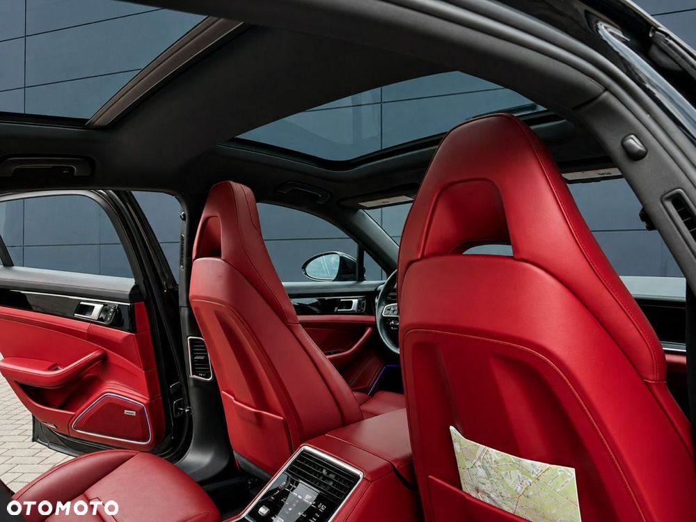 Porsche Panamera 4S Executive - 21