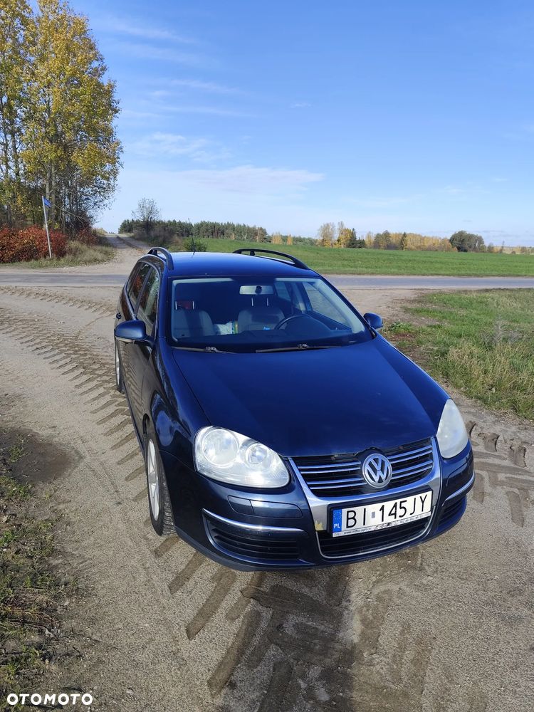 Volkswagen Golf - 2
