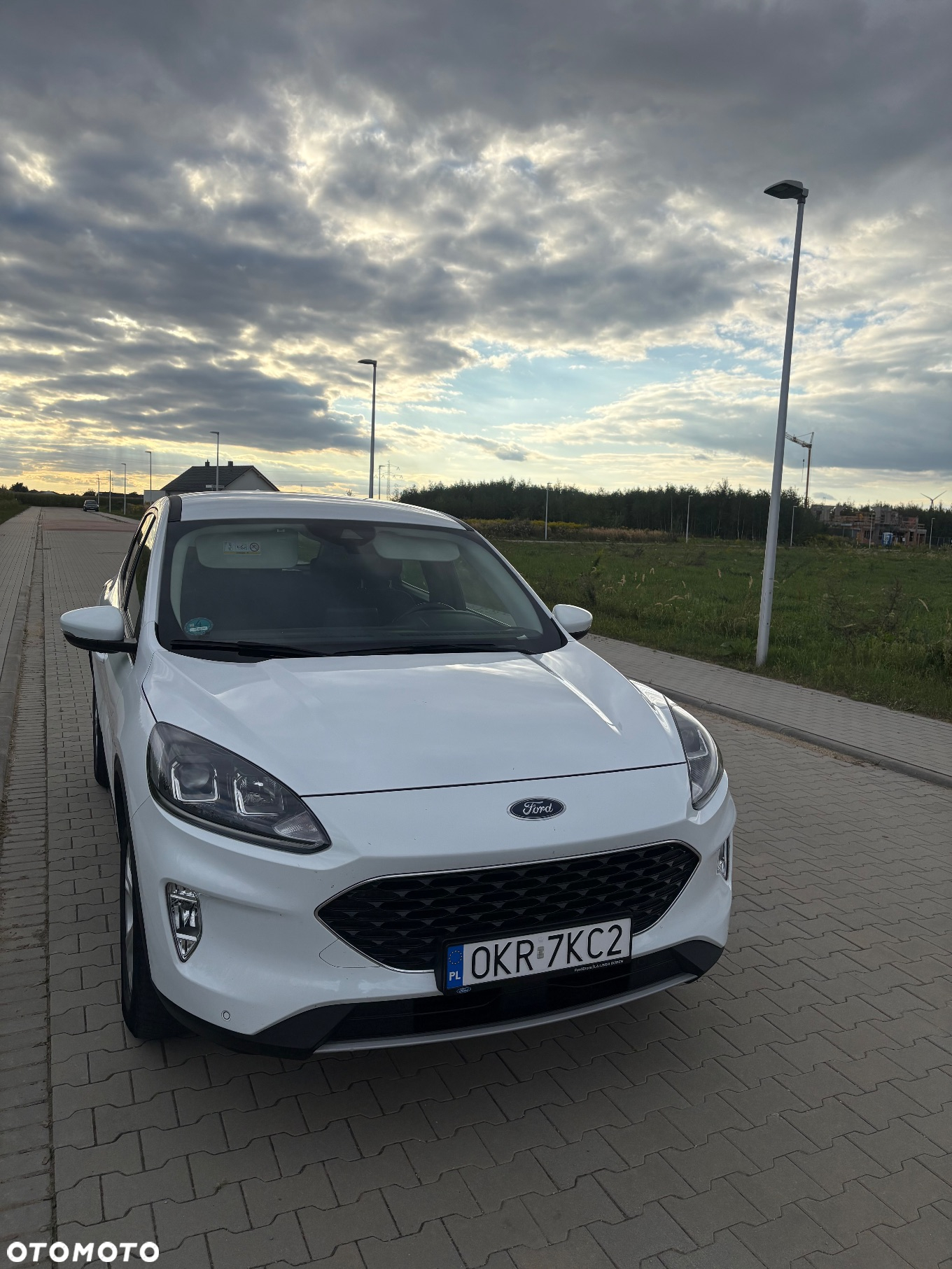 Ford Kuga - 2