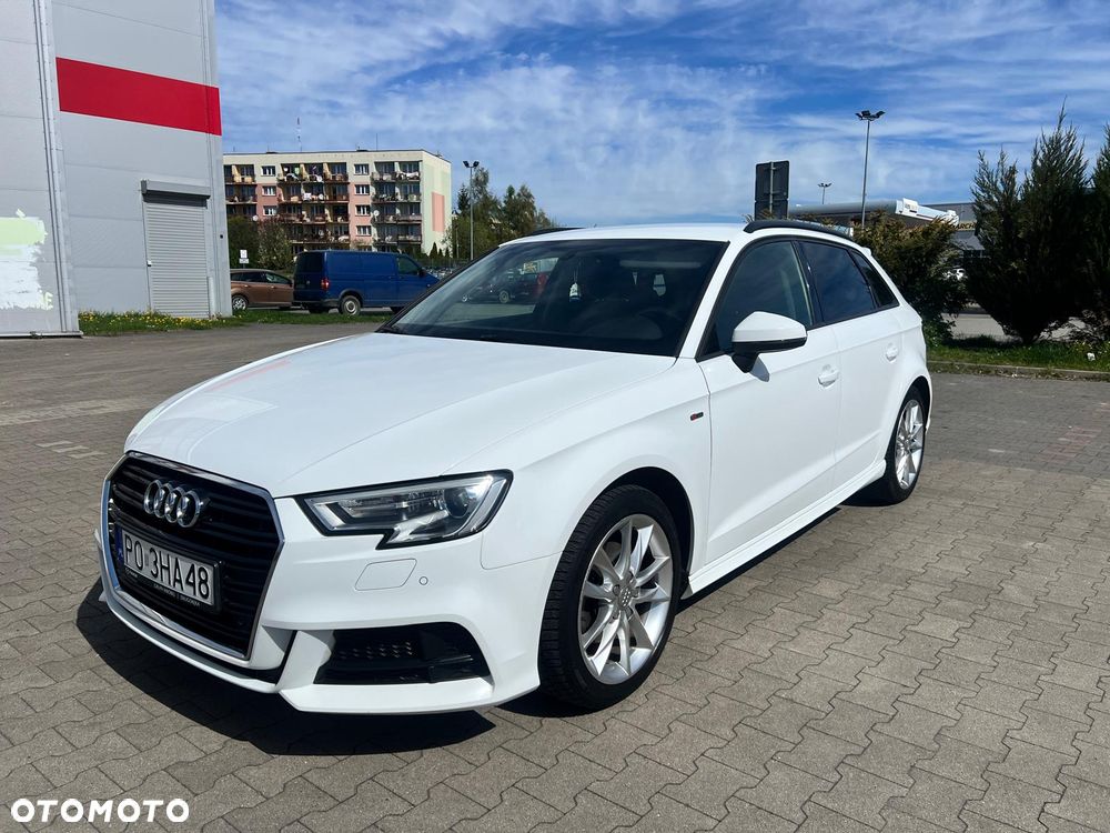Audi A3 Sportback 1.5 TFSI S tronic - 1