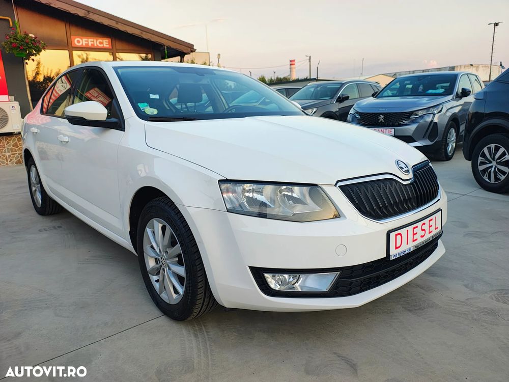 Skoda Octavia 1.6 TDI Green tec Ambition - 2