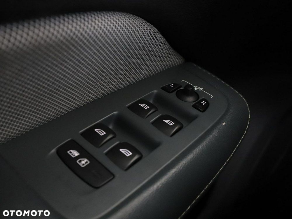 Volvo S60 - 41