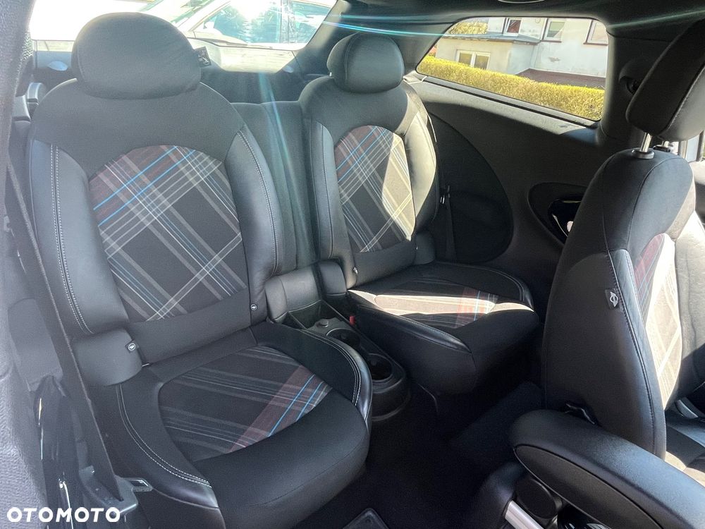 MINI Paceman Cooper D ALL4 - 10