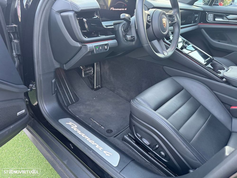 Porsche Panamera 4 E-Hybrid - 50