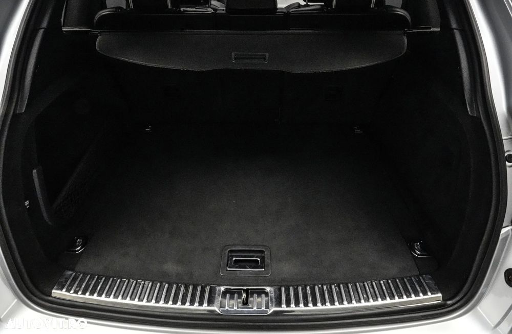 Porsche Cayenne 3.0 L V6 - 22