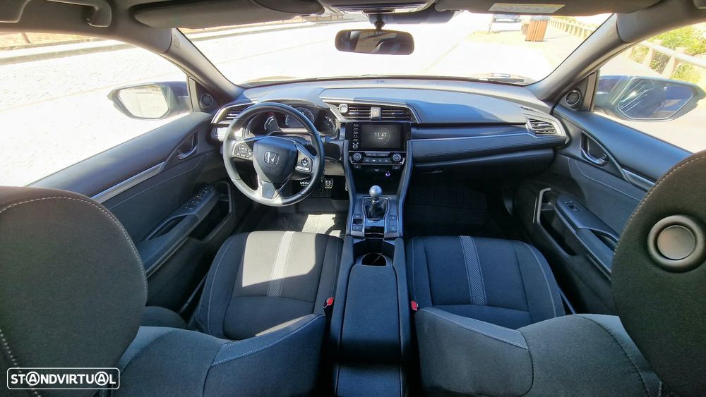 Honda Civic 1.0 i-VTEC Elegance Navi - 11
