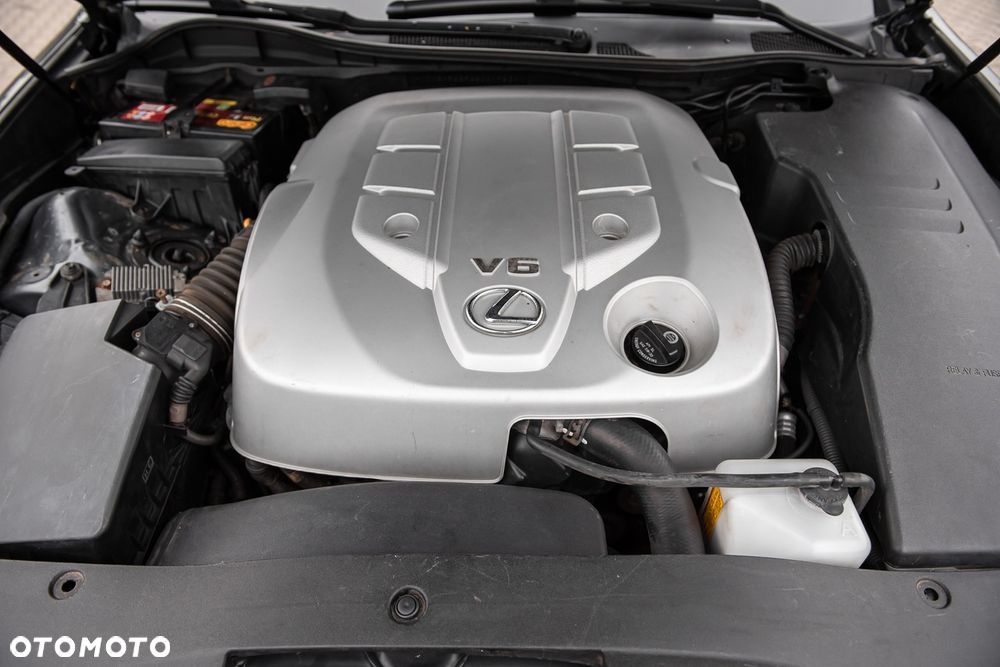 Lexus GS 300 Executive Line - 35