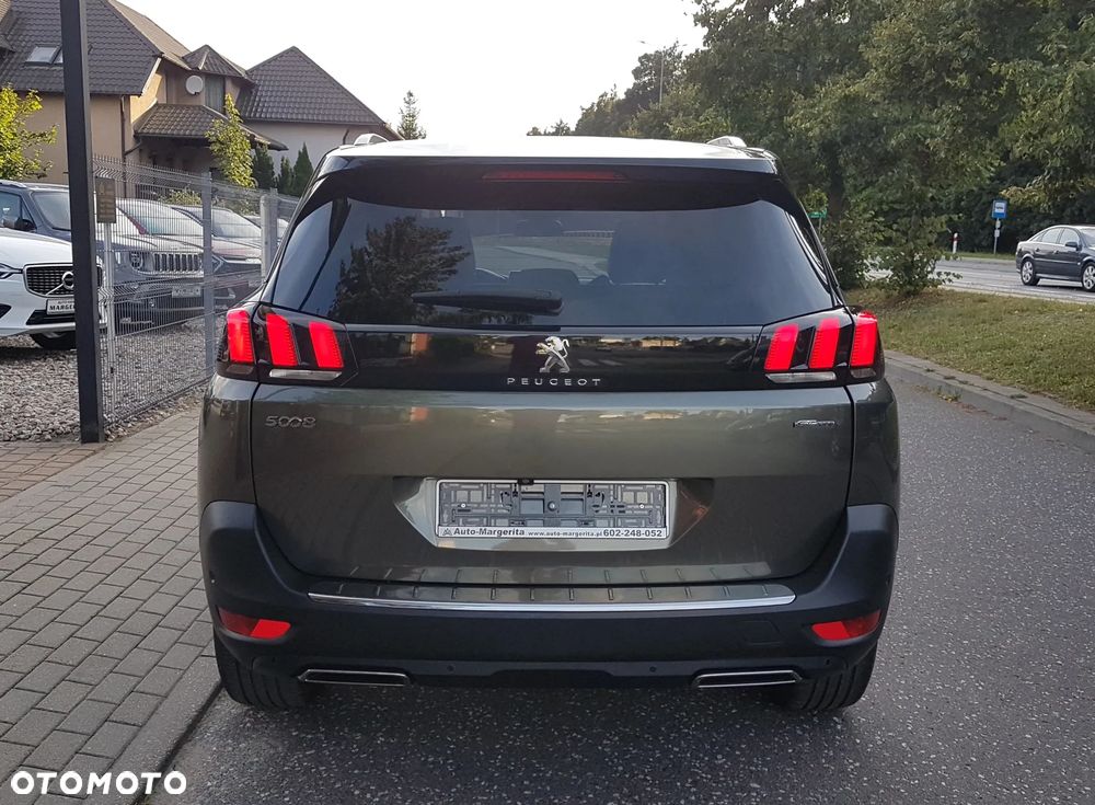 Peugeot 5008 - 35