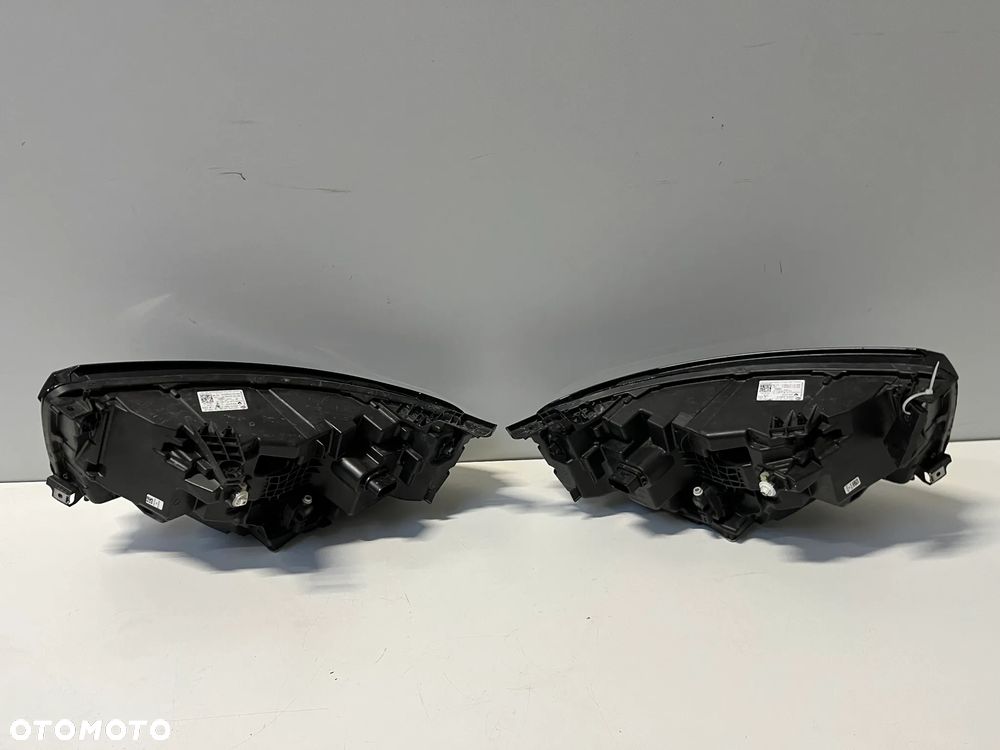 RENAULT AUSTRAL LAMPA PRZEDNIA LEWA,PRAWA PRZÓD 1EX01515101 - 9