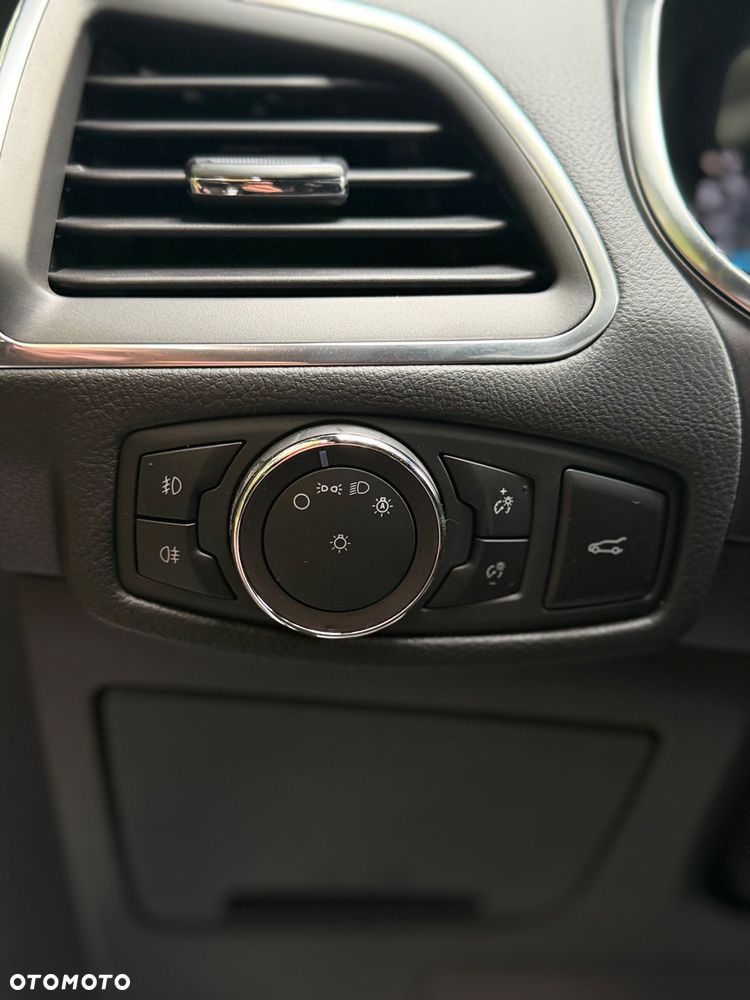 Ford S-Max 2.0 EcoBlue ST-Line - 31