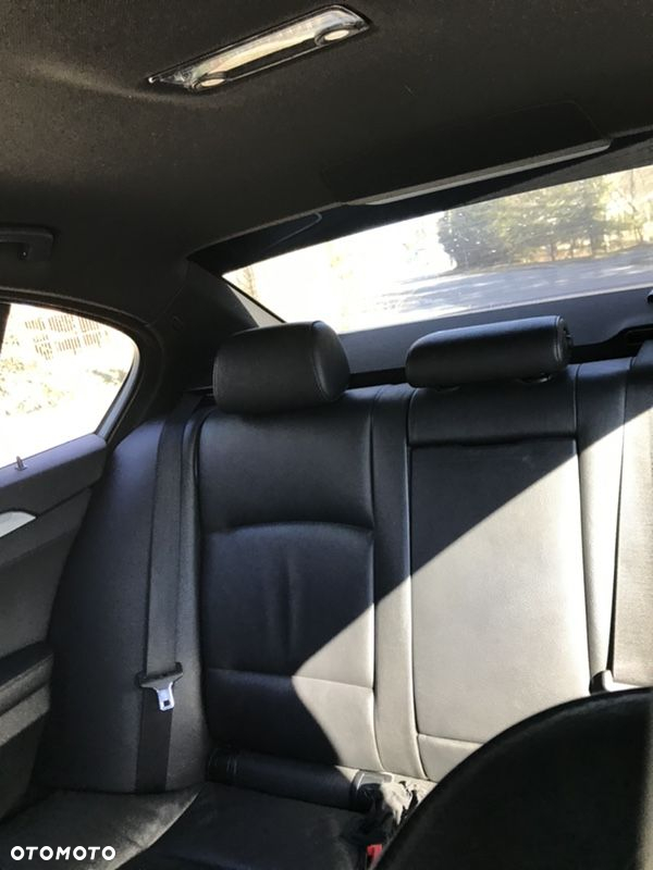 BMW Seria 5 - 13