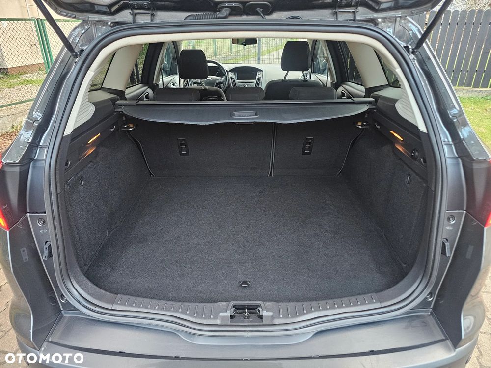 Ford Focus 1.5 EcoBlue Start-Stopp-System TITANIUM STYLE - 34
