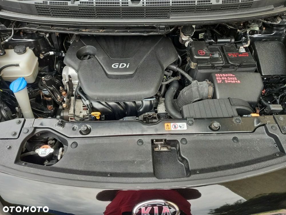 Kia Carens 1.6 GDI Business Line 7os EU6 - 15